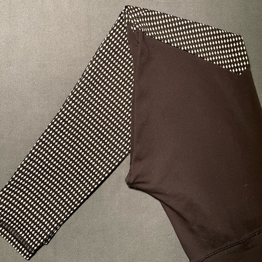 Strut This Color Block Legging - image 4